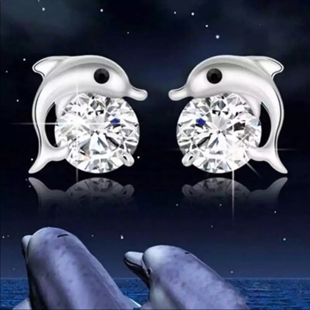 🌟 Sterling Silver 925 Dolphin 🐬 CZ Stud Earrings